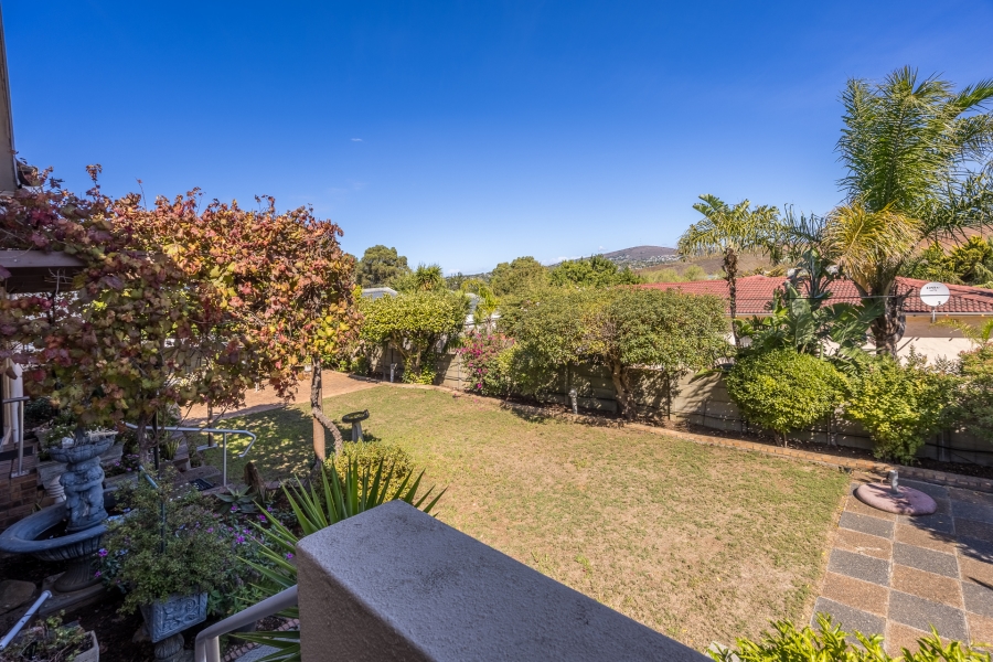 4 Bedroom Property for Sale in Kenridge Western Cape